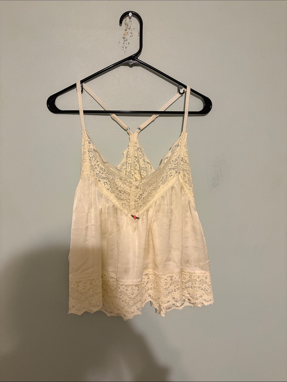 Lace Trim Cream Camisole Tank Top